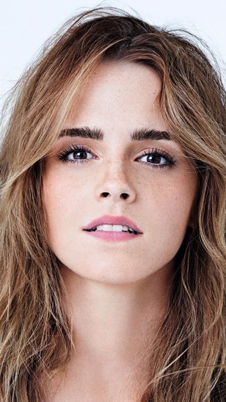 Emma Watson hairs Wallpaper Download | MobCup