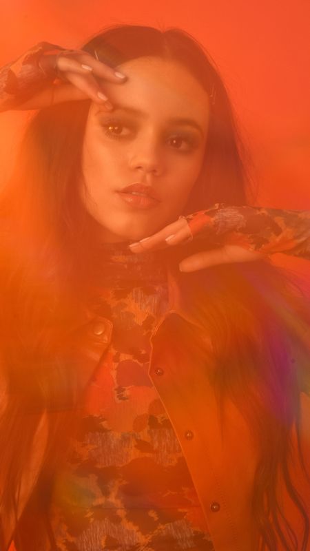 Jenna Ortega Wallpaper Download | MobCup