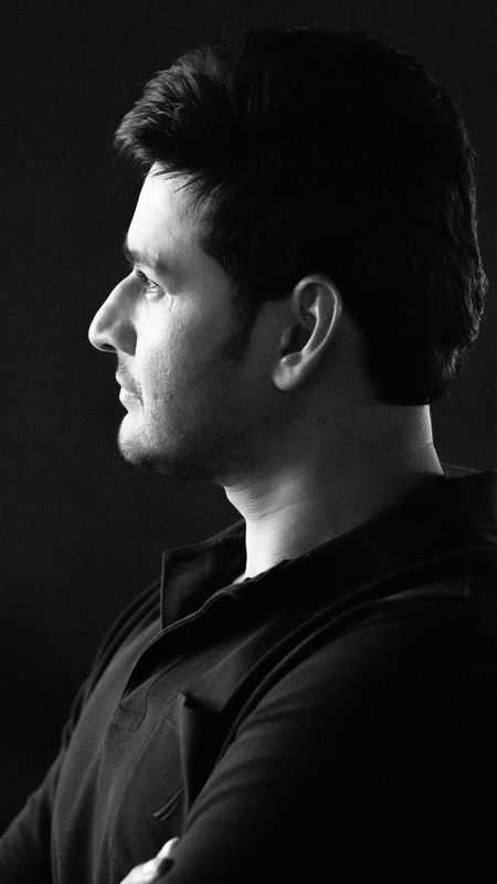 Mahesh Babu Ka - Black Background Wallpaper Download | MobCup