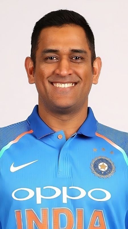 Cricket player - ms dhoni Wallpaper Download | MobCup