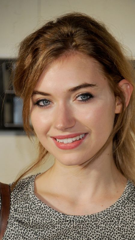 Imogen Poots | Beautiful Hollywood | Actress Wallpaper Download | MobCup