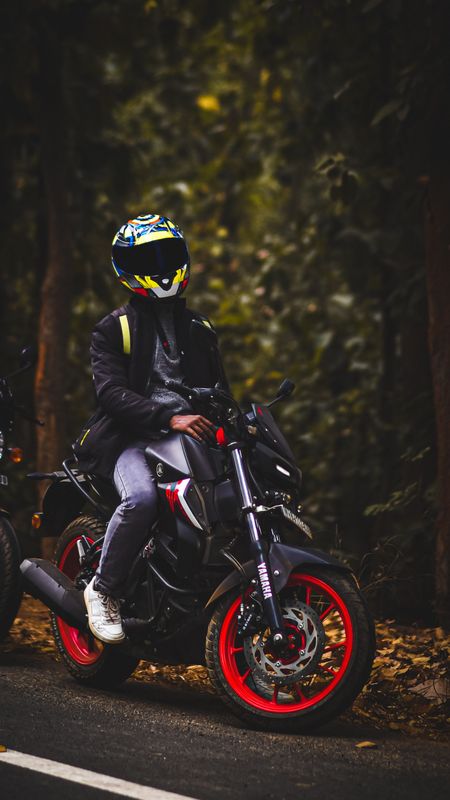 Mt 15 - Rider Sitting On Bike Wallpaper Download | MobCup