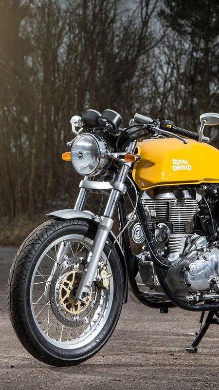 Royal Enfield Bullet In Yellow Color Wallpaper Download | MobCup