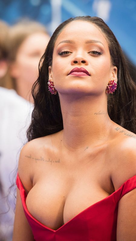 Great App For Rihanna Wallpaper Edition : Best HD Wallpapers & Backgrounds  by JAYADIP SENJALIYA