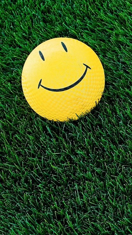 Smile Wale - Green Grass - Smiley Ball Wallpaper Download | MobCup