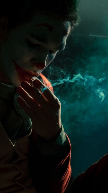 Joker Smoking - Dark - Background Wallpaper Download | MobCup