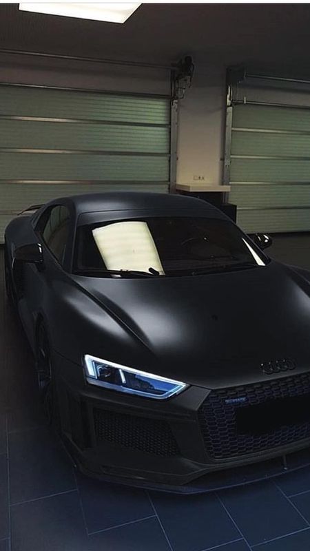 matte black car