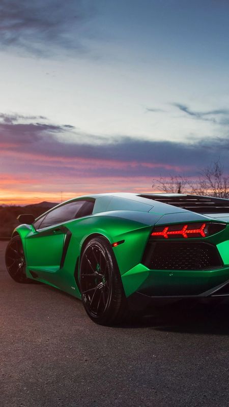 Green Lamborghini - Sunshine Wallpaper Download | MobCup