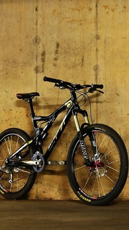 Mt Bike - Downhill Bicycle Wallpaper Download | MobCup