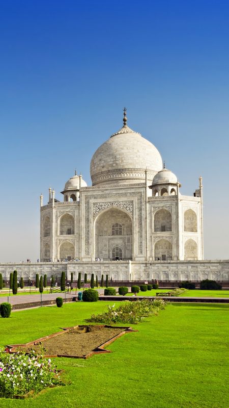 Beautiful Taj Mahal Architecture, India, Agra, Uttar Pradesh - Fotonium