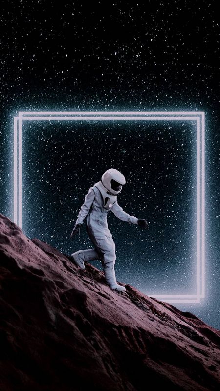 Astronaut Wallpaper Download | MobCup