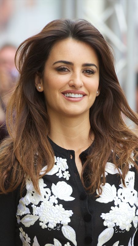 Celebrity Penelope Cruz HD Wallpaper