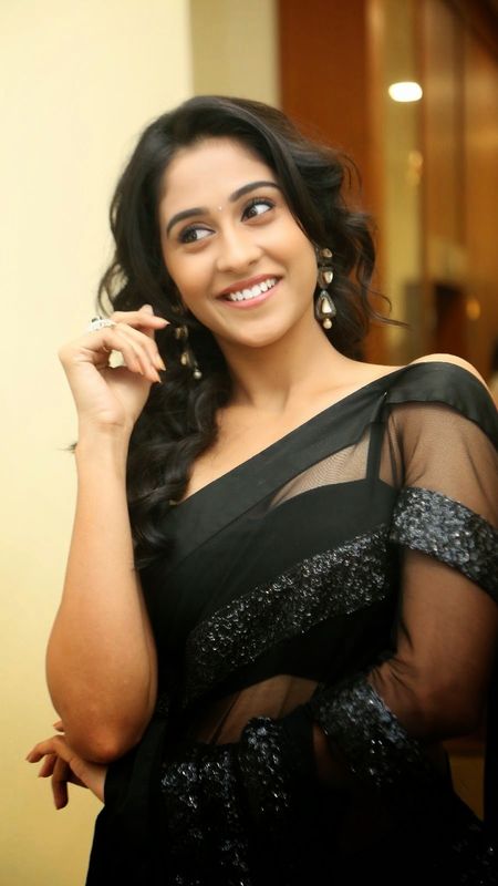 Regina Cassandra | Black Saree Wallpaper Download | MobCup Regina Cassandra | Black Saree Wallpaper Download | MobCup