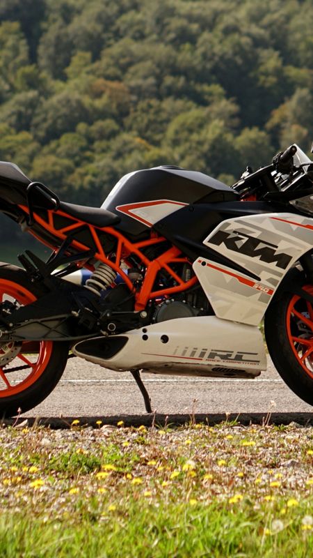 Ktm Rc 390 - Beautiful - Grass Background Wallpaper Download | MobCup