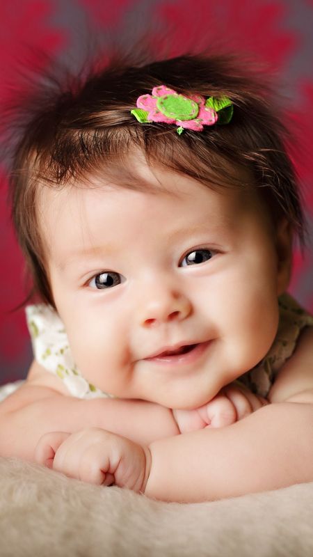 Cute Baby Live - Face Closeup Wallpaper Download | MobCup