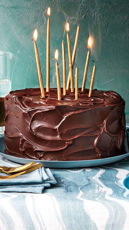 42,300+ Chocolate Birthday Cake Stock Photos, Pictures & Royalty-Free Images  - iStock | Chocolate birthday cake candles