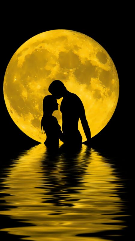 Couple Reflection in Moon Wallpaper