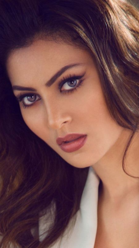 Urvashi Rautela Wallpaper [HD] | Most beautiful indian actress, Beautiful  indian actress, Beautiful celebrities