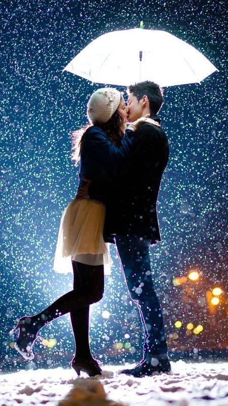 Love Story - Love Couple - Rain Background Wallpaper Download | MobCup