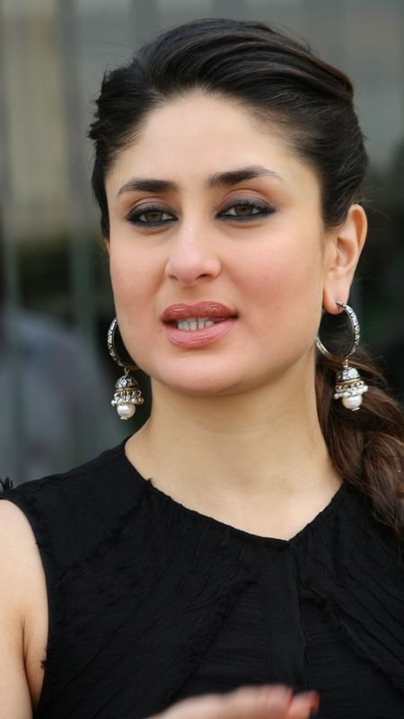 Kareena Kapoor | Heroine | Kareena Kapoor Bollywood Wallpaper Download ...