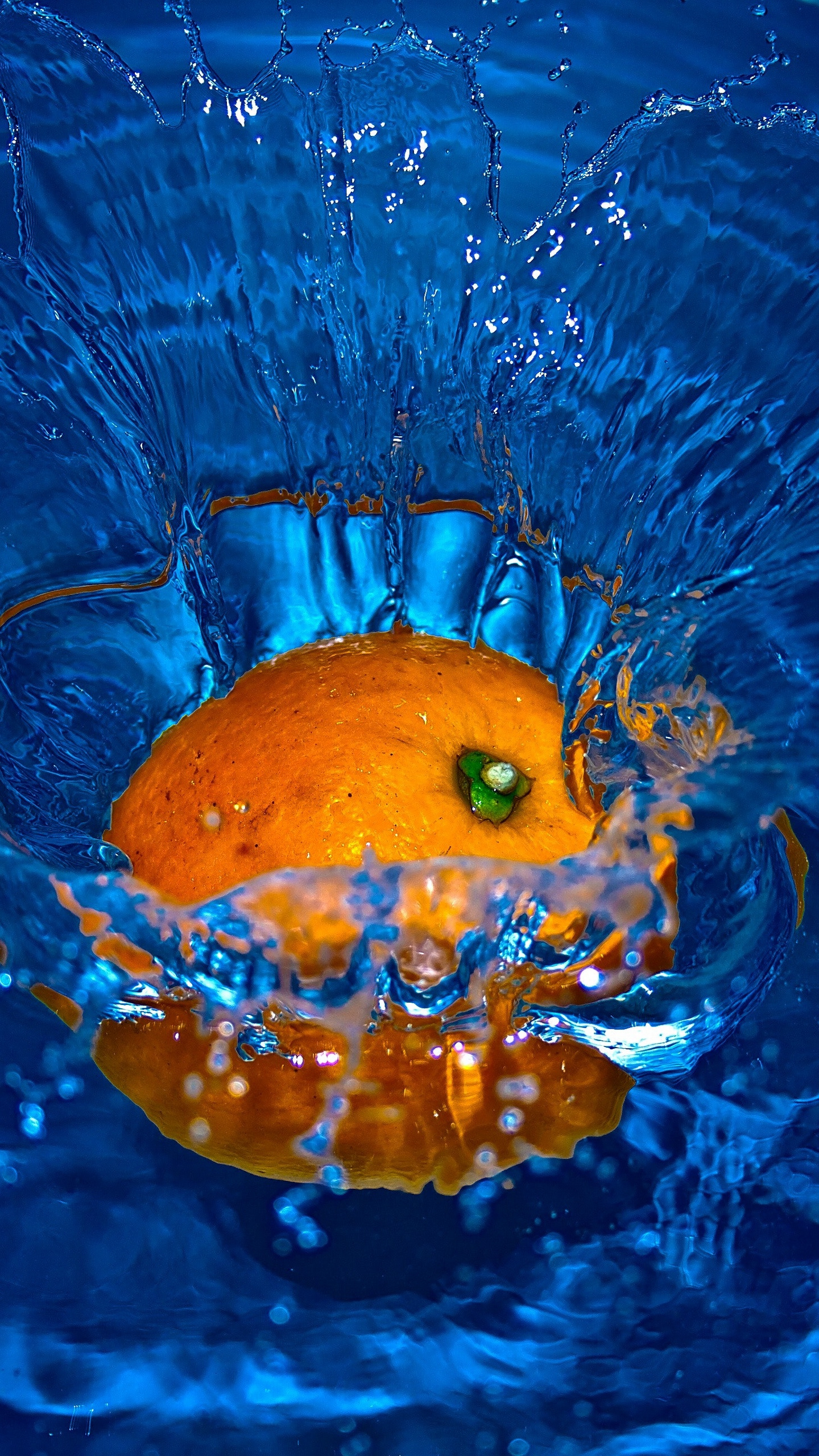 Lemon in Water